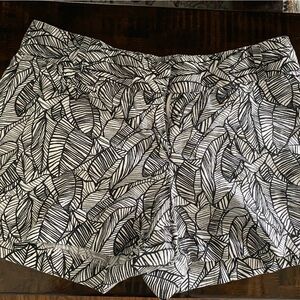 Loft size 4 linen shorts